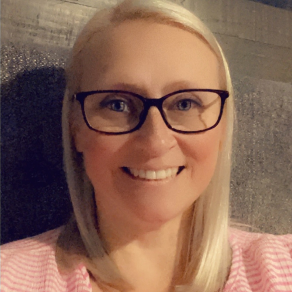 Meet your seller 🥰